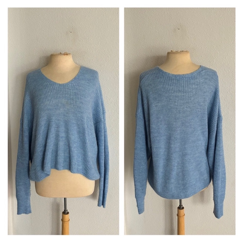 United Colors of Benetton sweater size M/L